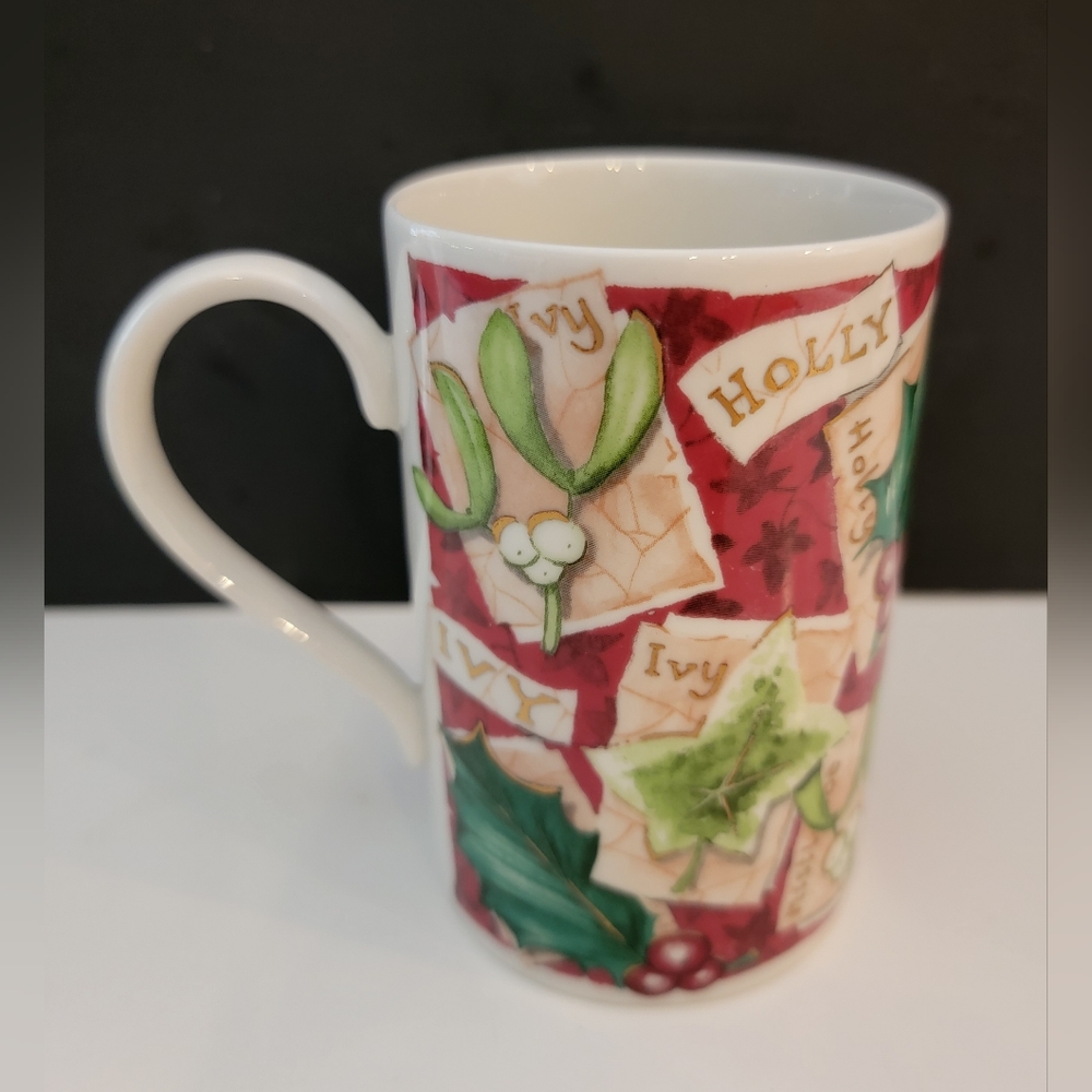 Vintage Dunoon Christmas Collection Holly &  Ivy 8 oz mug, Scotland